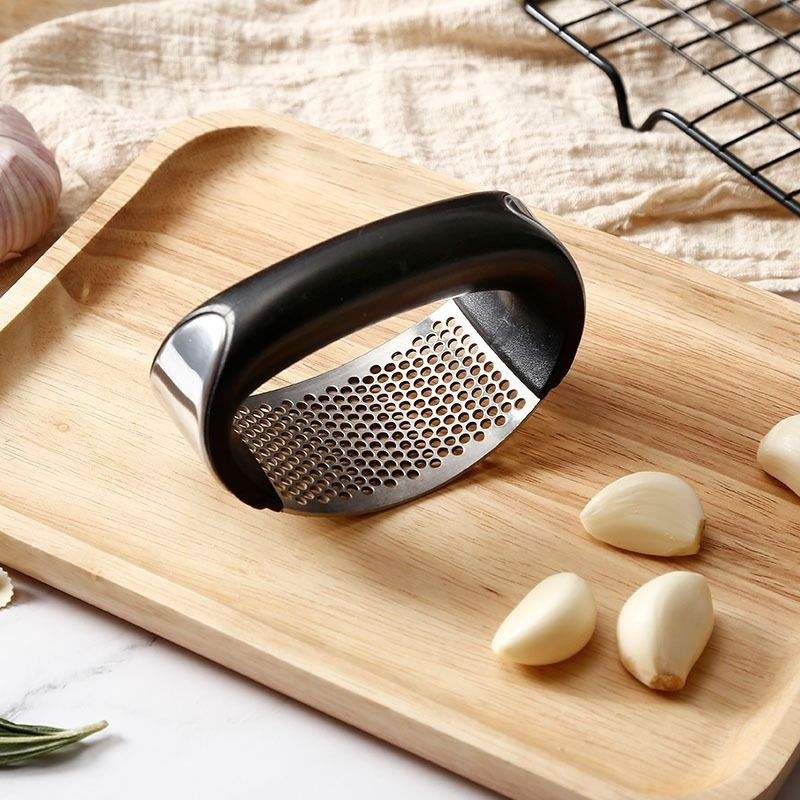 Anual Stainless Steel Garlic Press Manual Garlic Mincer Chopping GarliDobaDealsexpress.shopAnual Stainless Steel Garlic Press Manual Garlic Mincer Chopping Garlic Tools Curve Fruit Vegetable Tools Kitchen Gadgets Garlic Press Rocker Stainsteel Garlic Crusher Black PeelerDetails
EASY PRESS EASY CLEAN:The large; comfortable handles and ingenious design make squeezing a breeze; even for those with weaker grips or small hands.What's mor