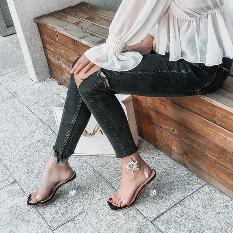 Transparent Open Toe High Heel with Rhinestone CrystalDealsexpress.shopDealsexpress.shopTransparent Open Toe High HeelUpper Material: PVC
Heel Height: 8cm-up
Platforms: Available
Platform Height: 0-3cm
Sandal Type: Gladiator
Heel Type: Thin Heels
Lining Material: PU
Side Vamp Type: