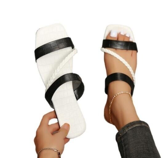 Woven Flat Slippers Crossover SandalsDobaDealsexpress.shopWoven Flat Slippers Crossover SandalsDetails
Square Toe Design: Square open toe design has always been a trend element of sandals, these design will make you more fashionable.
Non Slip Outsoles: The ru