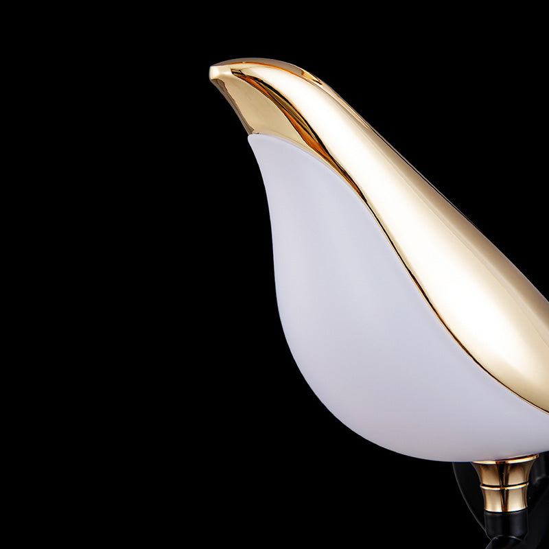 Gold Bird LED Wall LightDealsexpress.shopDealsexpress.shopGold Bird LED Wall LightSpecifications:Light Source: LED BulbsFeatures: Indoor Wall LightsInstallation Type: Wall MountedVoltage: 90-260VBody Material: AluminumNote:Due to the different dis