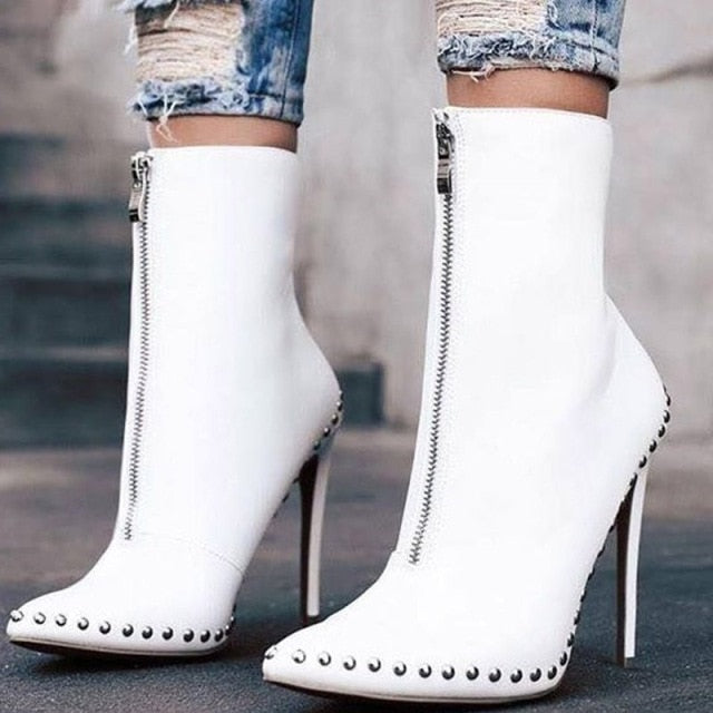 Women Fashion Pointed Toe Modern Ankle BootsDealsexpress.shopDealsexpress.shopWomen Fashion Pointed Toe Modern Ankle BootsThe size in our store is CM/EUR Number, please see below chart :Choose the EUR size according the CM unit is better !Please measure the foot in CM unit, then choose 