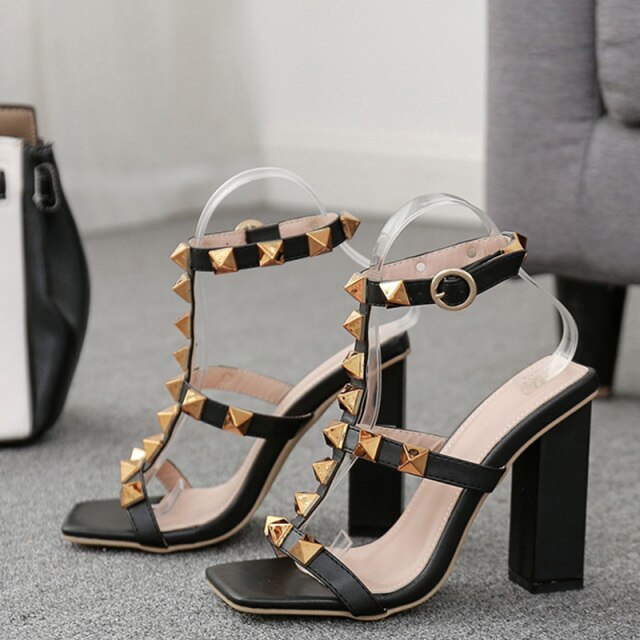 Women's Fashion High HeelsDealsexpress.shopDealsexpress.shopFashion High HeelsSpecifications:
Heel Type: Square Heels
Heel Height: Super High (8cm-up)
Toe Shape: Square Toe
Pattern Type: Solid
Upper Material: PU
Lining Material: PU
Insole Mate