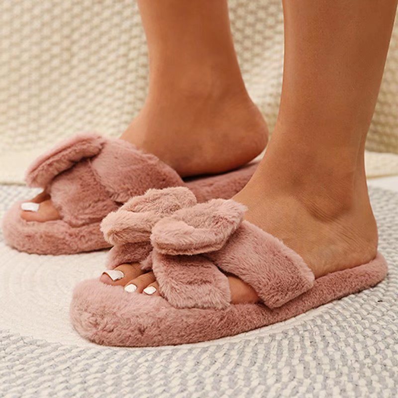 Women Slippers Winter Soft Bow Open Toe Home Cotton ShoesDobaDealsexpress.shopWomen Slippers Winter Soft Bow Open Toe Home Cotton ShoesDetails
Upper Material: Flock
Heel Height: Flat (≤1cm)
Heel Type: Flat with
Insole Material: Short Plush
Outsole Material: PVC
Applicable Place: Indoor
Pattern Type: