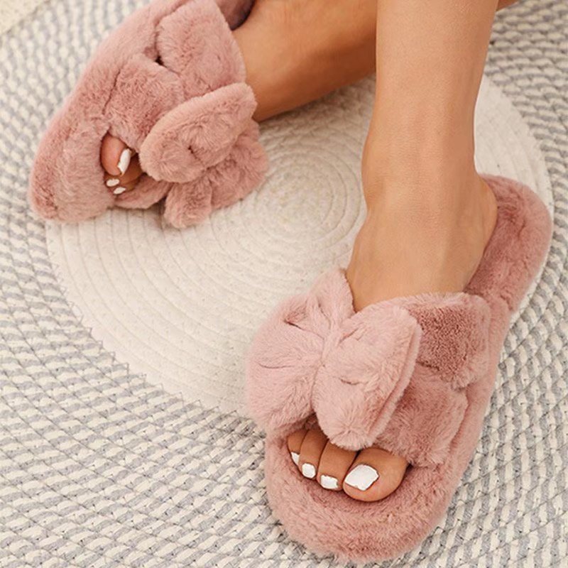 Women Slippers Winter Soft Bow Open Toe Home Cotton ShoesDobaDealsexpress.shopWomen Slippers Winter Soft Bow Open Toe Home Cotton ShoesDetails
Upper Material: Flock
Heel Height: Flat (≤1cm)
Heel Type: Flat with
Insole Material: Short Plush
Outsole Material: PVC
Applicable Place: Indoor
Pattern Type: