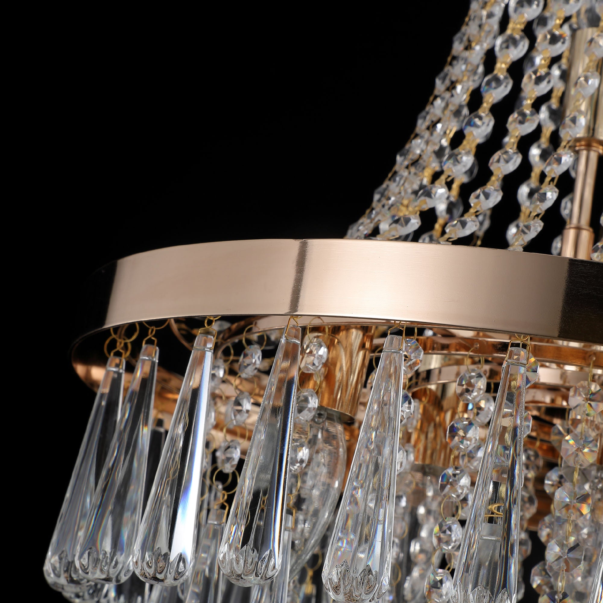 Gold Crystal Chandeliers,Large Contemporary Luxury Ceiling Lighting foDobaDealsexpress.shopGold Crystal Chandeliers,Large Contemporary Luxury Ceiling LightingHighlights
Modern Crystal Chandelier: Selected the TOP K9 crystal and the highest standards in the industry have been adopted from the manufacturing stage. Modern Cr