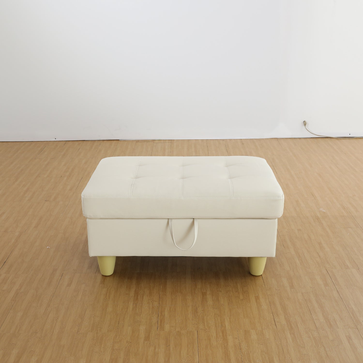 White Faux Leather Storage Ottoman Living Room SofaDobaDealsexpress.shopWhite Faux Leather Storage Ottoman Living Room SofaDetails
Product DescriptionThis large storage ottoman offers an easy and stylish storage solution for pillows, blankets, books or toys.The lupholstery on this square