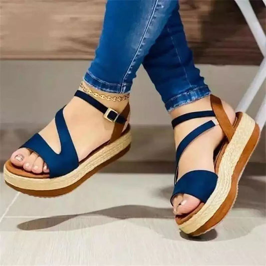 Platform Sandals Hollow Buckle Women's ShoesDobaDealsexpress.shopPlatform Sandals Hollow Buckle Women'Details
Product information: 
Color: white, black, blueUpper material: PUToe shape: round toeStyle: Roman styleSole material: PU
 
Size Information: 
Size: 35,36,37,