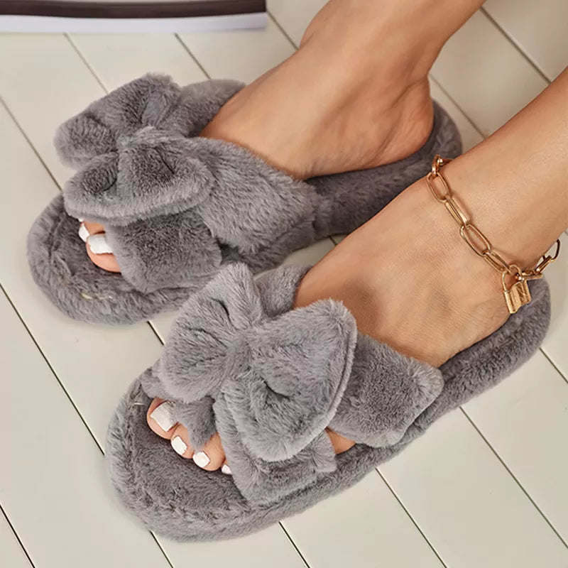 Women Slippers Winter Soft Bow Open Toe Home Cotton ShoesDobaDealsexpress.shopWomen Slippers Winter Soft Bow Open Toe Home Cotton ShoesDetails
Upper Material: Flock
Heel Height: Flat (≤1cm)
Heel Type: Flat with
Insole Material: Short Plush
Outsole Material: PVC
Applicable Place: Indoor
Pattern Type: