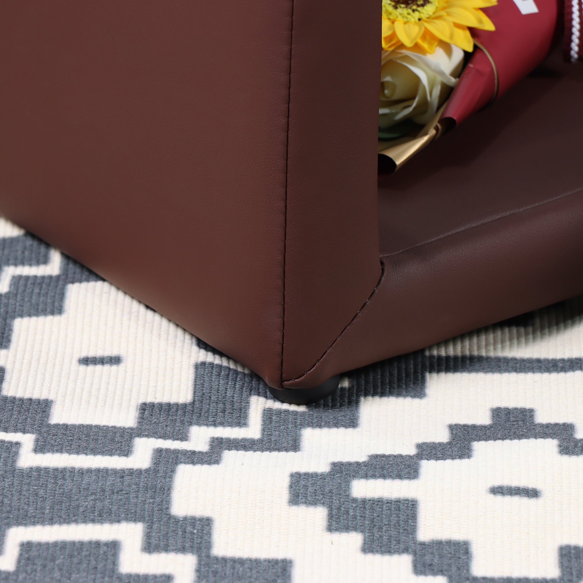 Stylish Faux Leather Upholstered Storage Ottoman with Tray Square FootDobaDealsexpress.shopStylish Faux Leather Upholstered Storage OttomanHighlights
Contemporary Style: faux leather surface and unique style will add extra modern and gorgeous to your space.
Multifunctional: It's a convenient storage ott