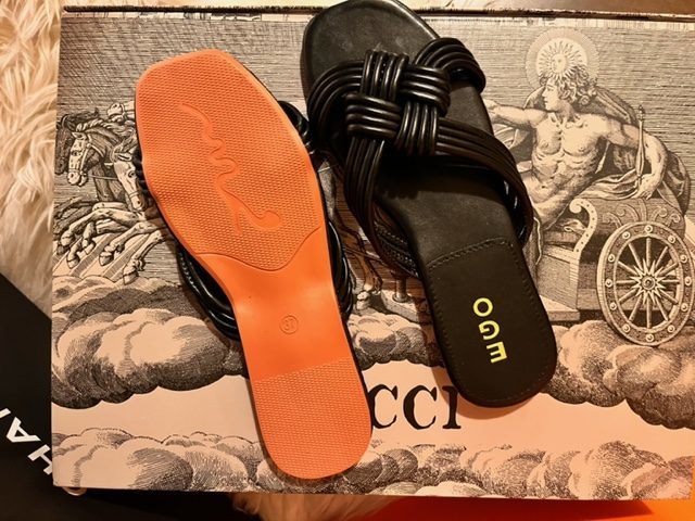 Women Fashion Flat SandalsDobaDealsexpress.shopWomen Fashion Flat SandalsSpecification
Brand:FabuCastle
Details
Women's Fashion Ego Sandals; are very comfortable.
Women Fashion EgoVery ComfortableAll Sandals Without Boxes.
