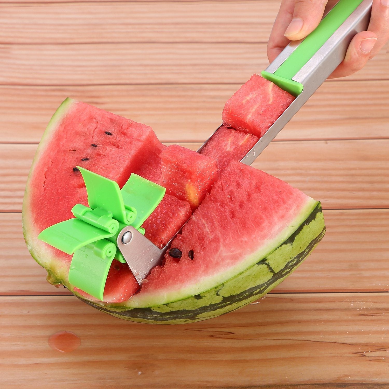 Watermelon Slicer Stainless Steel Watermelon Cubes Windmill Cutter MelDobaDealsexpress.shopWatermelon Slicer Stainless Steel Watermelon Cubes Windmill Cutter Melon Knife Fruit Tools Kitchen GadgetsHighlights
Eat and cut watermelon in an quicker and easier way
Make your own watermelon salad in one minute, enjoy refreshing watermelon cubes in Summer.
Food-grade 