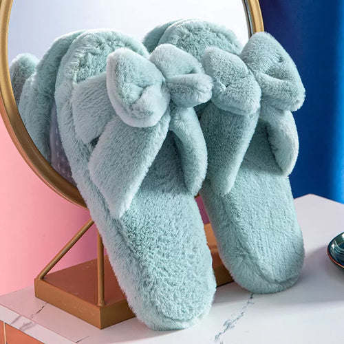 Women Slippers Winter Soft Bow Open Toe Home Cotton ShoesDobaDealsexpress.shopWomen Slippers Winter Soft Bow Open Toe Home Cotton ShoesDetails
Upper Material: Flock
Heel Height: Flat (≤1cm)
Heel Type: Flat with
Insole Material: Short Plush
Outsole Material: PVC
Applicable Place: Indoor
Pattern Type: