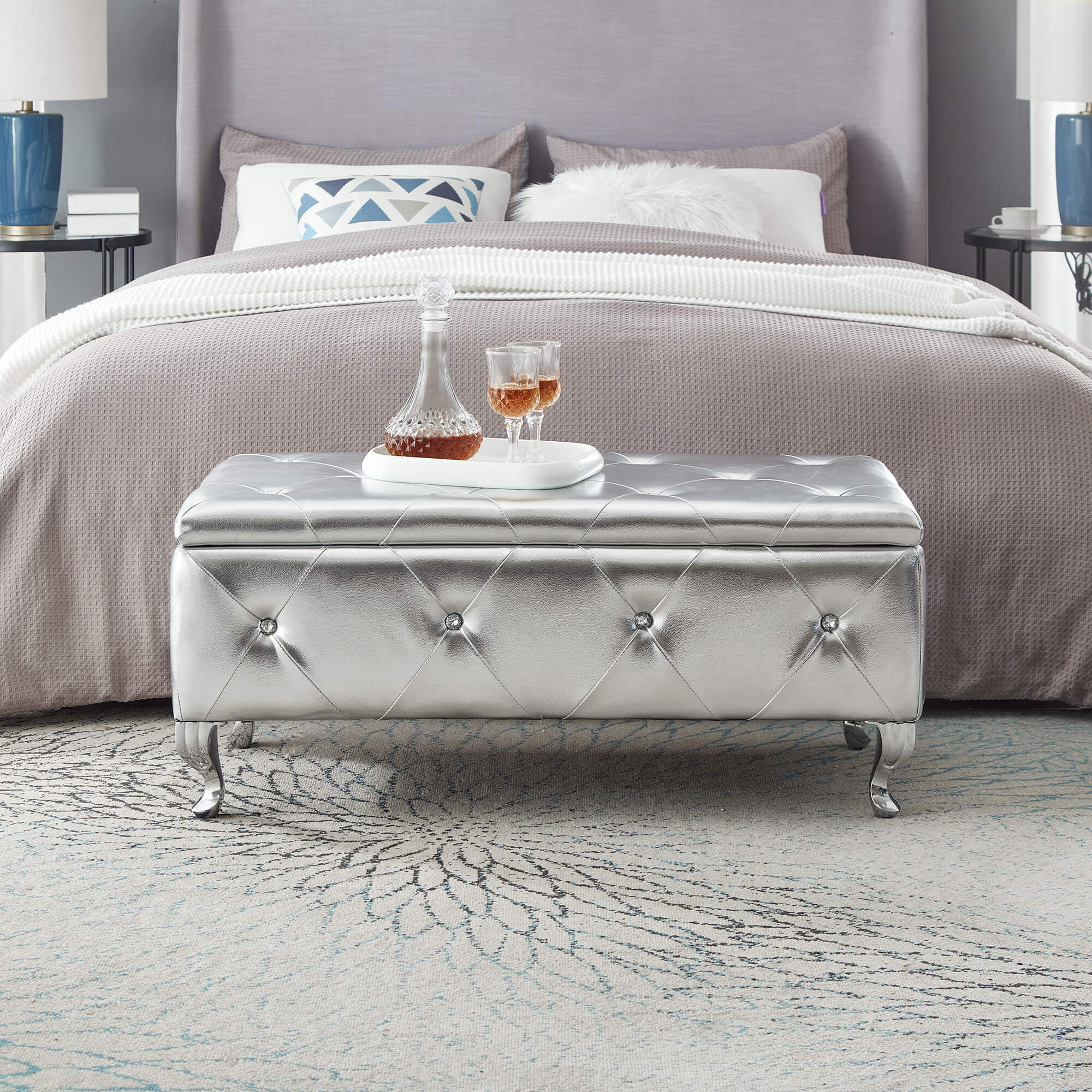 Upholstered Storage Ottoman Bench For Bedroom End Of Bed Faux Leather DobaDealsexpress.shopBed Faux Leather Rectangular Storage Benches FootrestSpecification
Wood Tone:White
Frame Material:Wood
Use Case:Bedroom
Upholstery Color:Black
Ottoman Pattern:Pattern
Wood Type:Pine
Barstool Seat Material:Wood
Ottoman 